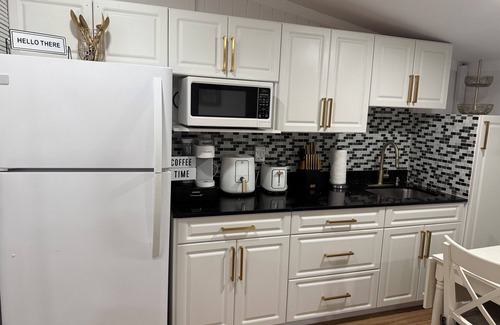 Lake Magdalene Apartment | Leisure place Charming studio in delightful Tampa with WiFi, AC