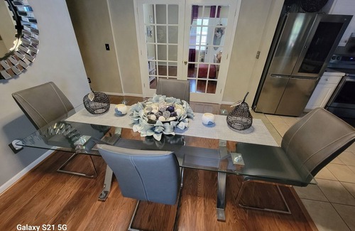 Lupton City House | Leisure Time is a stylish, comfy home that you will enjoy