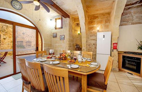 Nadur House | Lellux Holiday Home