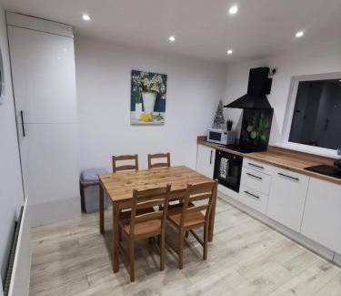 Belfast Apartment | Lemon Apartment