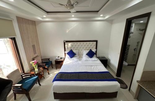Chhatarpur Hotel | Lemon Green Residency - Hotel and Serviced Apartments