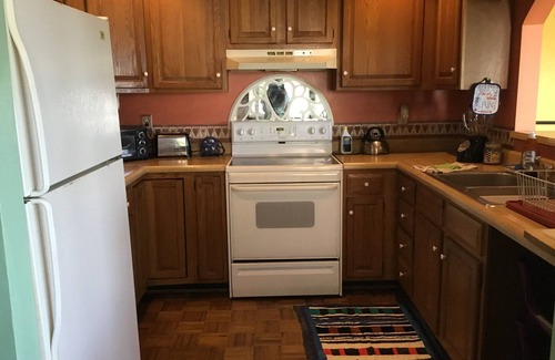 Unionville Cottage | Lemon Lift, house on the shores of Lake Lemon near Bloomington and Nashville IN.