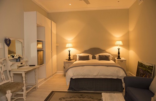 Kloof Bed & Breakfast | Lemon Tree B&B
