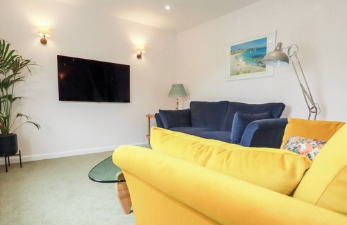 Mylor Bridge Cottage | LEMON TREE, family friendly, country holiday cottage in Mylor Bridge