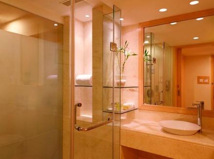 Banjara Hills Hotel | Lemon Tree Hotel, Banjara Hills, Hyderabad