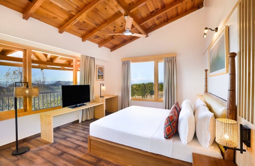 Kaul Hotel | Lemon Tree Hotel Mukteshwar