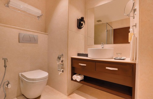 Noida Hotel | Lemon Tree Hotel, Noida