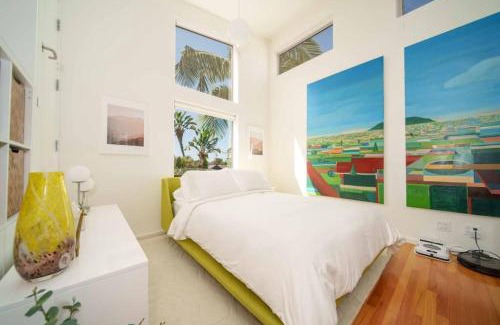Studio Village Apartment | Lemon Tree Loft Chic Studio in the Heart of Culver