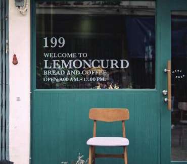Talat Yot Hotel | Lemoncurd Bread and Coffee