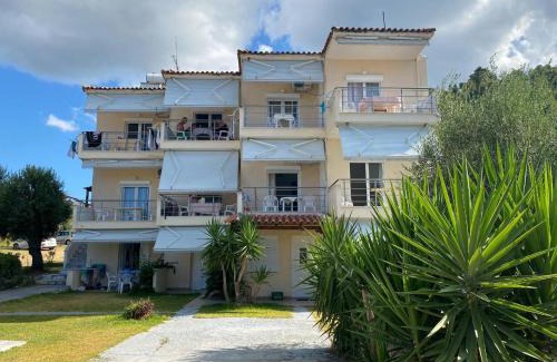 Nea Skioni Apartment | Lemonis House