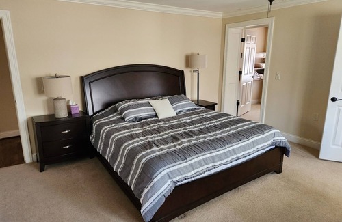 Unionville Cabin | LemonLife Luxury Lodge w/Lake View & Access, Boat Avail.