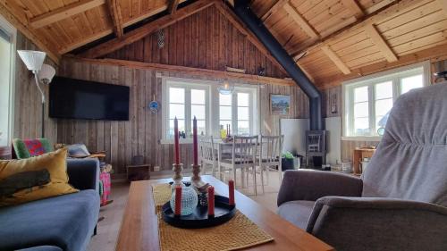 Moskenes House | Lenabua