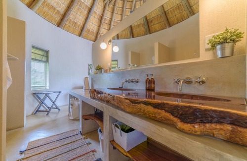 Phalaborwa Cabin | Lengau Lodge