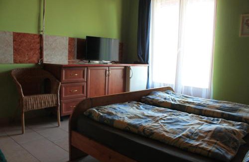 Balatonlelle Apartment | Lenke Apartmanház