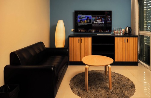 Chaweng City Center Hotel | Lenny's Hotels