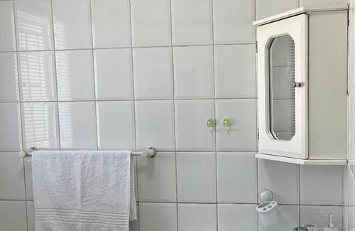 Greater Johannesburg Metropolitan Area House | Lenox Lodge Guesthouse