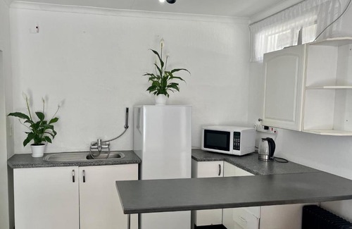 Greater Johannesburg Metropolitan Area House | Lenox Lodge Guesthouse