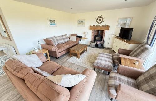 Filey House | Lens Sandy Collection