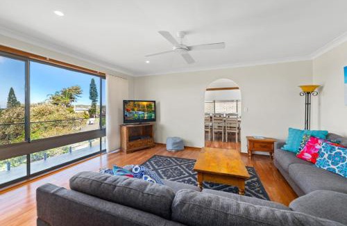 Fingal Bay House | Lentara Street 8