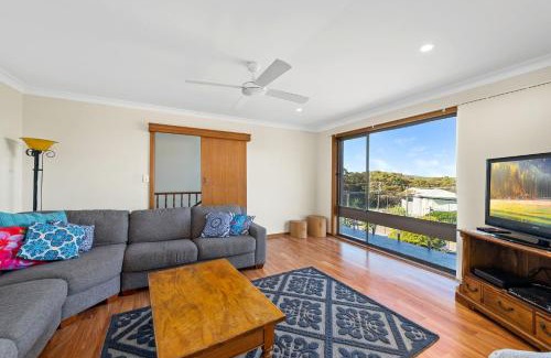 Fingal Bay House | Lentara Street 8