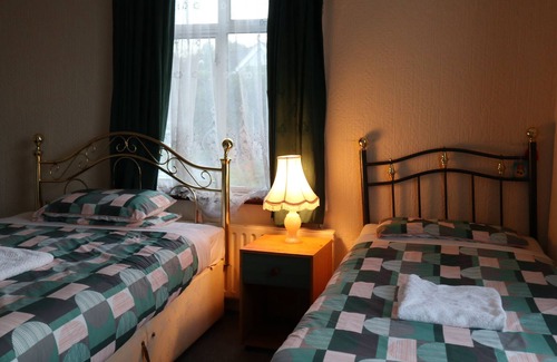Horley House | Lenton Lodge Guest House