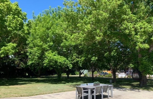 Kelso House | Leo's Parkland