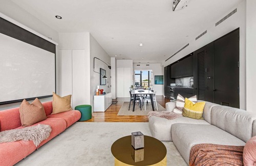 Greenpoint Apartment | Leonard by Rove Travel | 2BR PH Loft McCarren Park