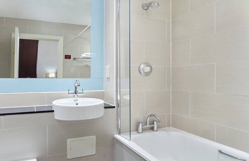 Tollcross Hotel | Leonardo Edinburgh City