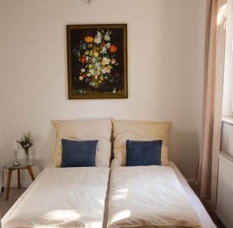 Detmold Apartment | Leonidas Residence - Ihr feines 2 Schlafzimmer Apartment in der Detmold Innenstadt