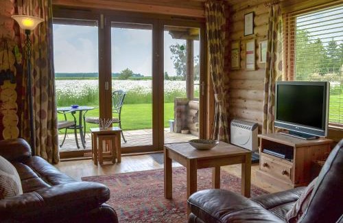 Lincoln House | Lepus Lodge - E3731