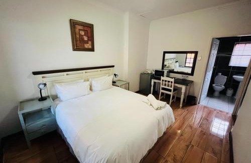 Kimberley House | Leruo's Guest House