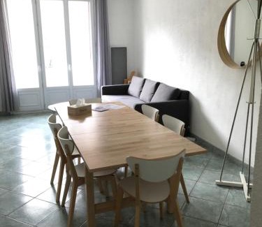 Annecy Apartment | LES ÎLES - Parking, Balcon & PS4!