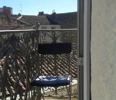 Comedie Apartment | Les 7 balcons, Comédie-Corum-Gare, Parking, Spacieux Lumineux Haussmannien