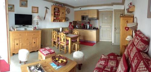 Prapoutel Apartment | les 7 laux immobilier chalet D