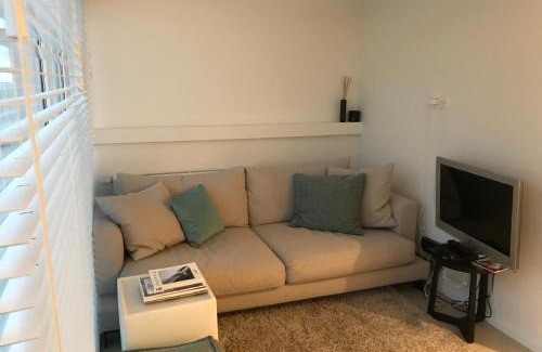 Duinbergen Apartment | Les abeilles