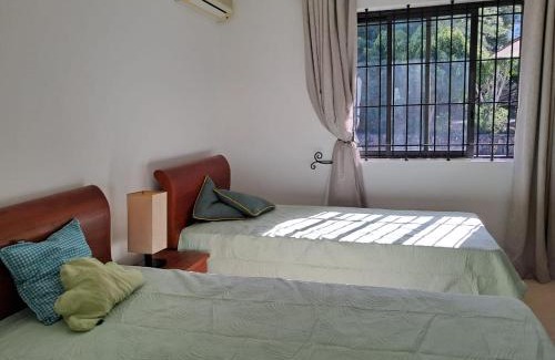 La Preneuse Apartment | Les Albizias