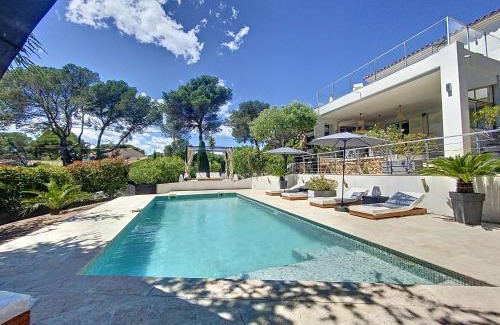 Boulouris-sur-Mer House | "LES ALIZES" Côté PISCINE PROCHE BORD DE MER