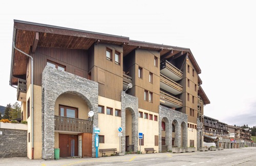 Doucy-Combelouviere House | Les Arcades N°30 - ST4