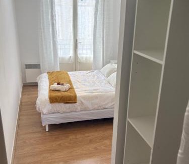 Donzac Apartment | Les balcons