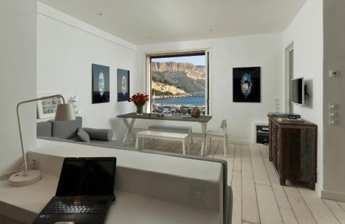 Cassis Apartment | Les Barques, Vue splendide sur le port de Cassis