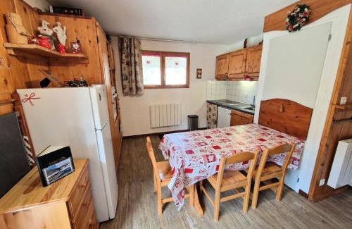Valfrejus Apartment | Les Chalets D'arrondaz - Appartement avec vue Massif de la Vanoise 4/6 pers MAE-2944