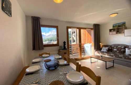Saint-Etienne-en-Devoluy Apartment | Les Chalets De Superd Dauphinelle - APPARTEMENT 10 PERSONNES EXPO SUD BALCON MAE-8314