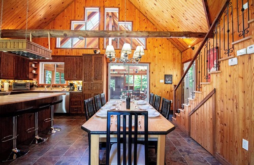Saint-Raymond Ski Chalet | Les Chalets Tourisma - Le Chasse-Galerie