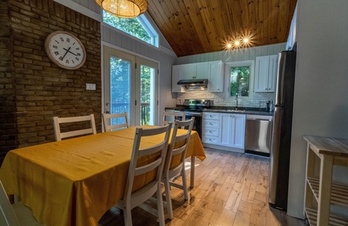 Lac-Sergent Ski Chalet | Les Chalets Tourisma - Le Colibri
