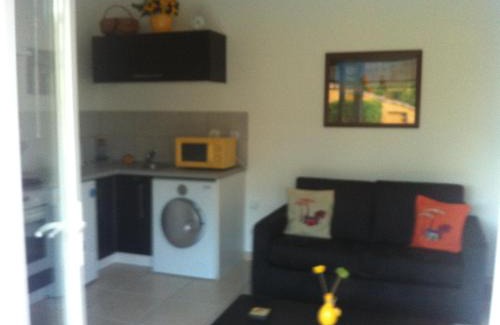 Aups Apartment | Les cigales des prés Studio