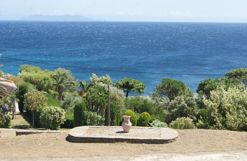 Porticciolo Apartment | Les Citronniers - View on the sea and the little harbor of Santa Severa