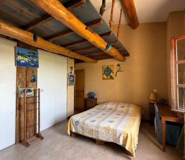 Richerenches House | Les Coquettes