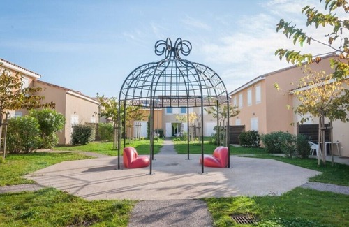 Latour-Bas-Elne Ski Chalet | Les Demeures Torrellanes M2P4