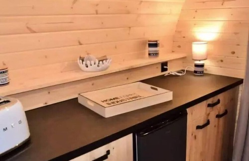 Violes House | Les Favards campsites* - Unusual accommodation Tonneau 2 rooms 4 people without sanitary facilities Air-conditioned