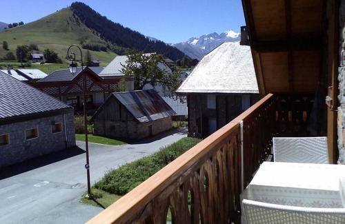 Albiez-le-Vieux House | LES GENTIANES - ALBIEZ MONTROND